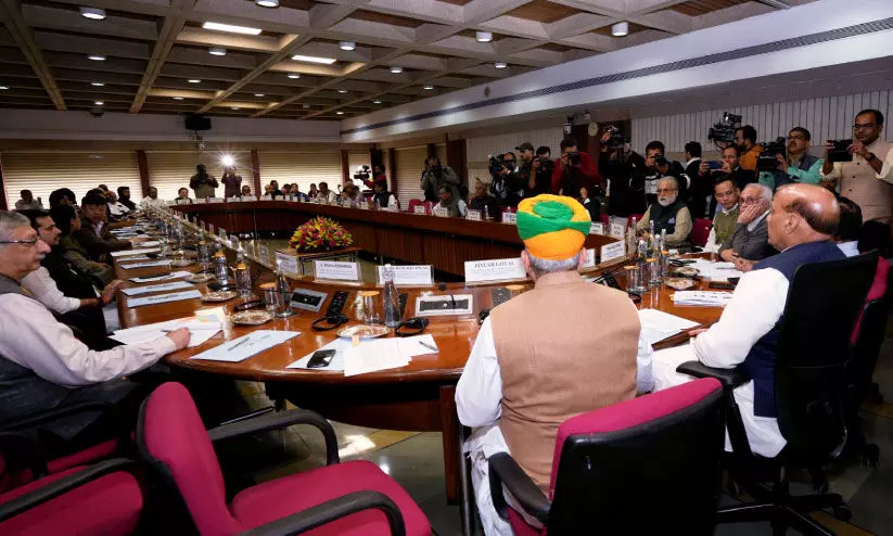 ‘അടി’യുറച്ച് പാർലമെന്‍റിലേക്ക്