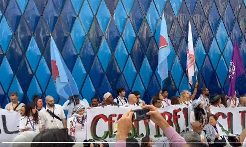 കോപ്​ 28 വേദിയിൽ ഗസ്സക്ക്​ വേണ്ടി പ്രതിഷേധം; വിതുമ്പലടക്കാനാവാതെ കാലാവസ്ഥ പ്രവർത്തകൾ