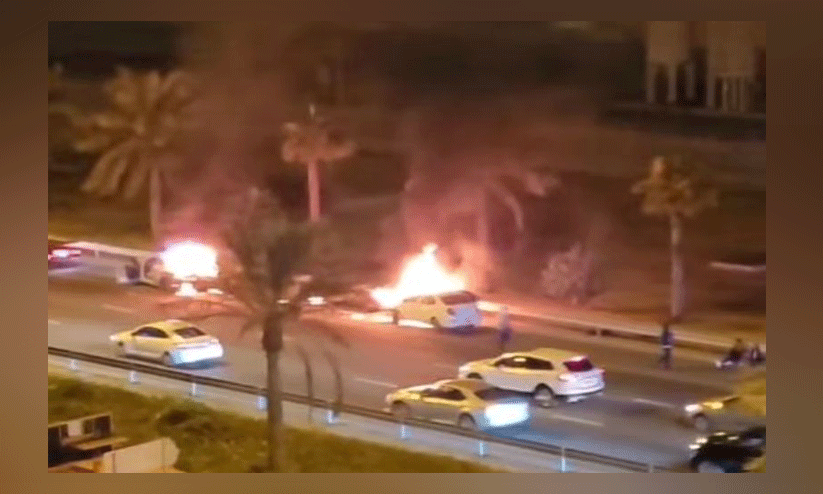 ഡ്രൈഡോക്ക് ഹൈവേയിൽ വാഹനാപകടം: പൊലീസുകാരന് പരിക്ക് ഡ്രൈഡോക്ക് ഹൈവേയിൽ വാഹനാപകടം: പൊലീസുകാരന് പരിക്ക്