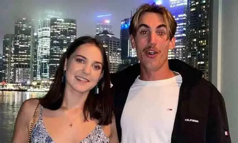 ആസ്ട്രേലിയയിൽ കടൽത്തീരത്ത് കുഴിയിൽ മൂടിപ്പോയ യുവാവിന്റെ ജീവൻ രക്ഷിച്ചു ആസ്ട്രേലിയയിൽ കടൽത്തീരത്ത് കുഴിയിൽ മൂടിപ്പോയ യുവാവിന്റെ ജീവൻ രക്ഷിച്ചു