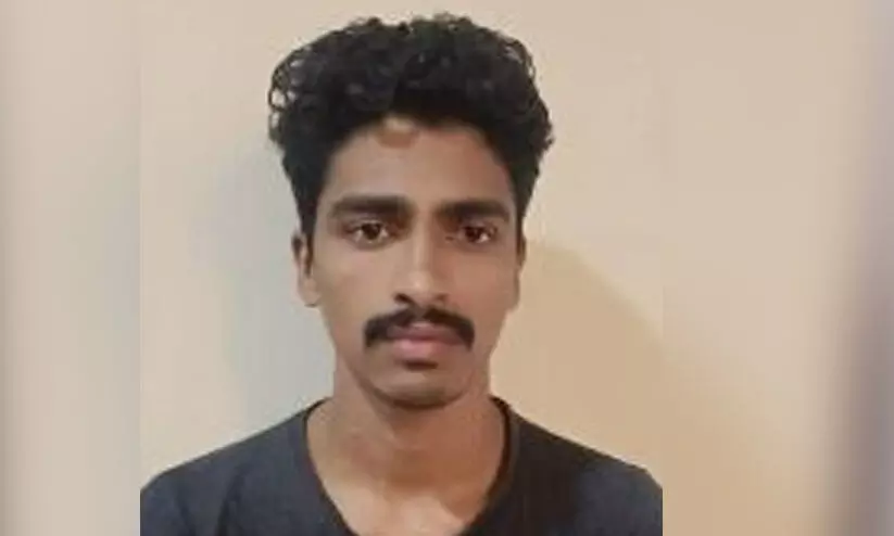 സൂപ്പർ മാർക്കറ്റിൽ കയറി ജീവനക്കാരിയെ ആക്രമിച്ച കേസിൽ യുവാവ് അറസ്റ്റിൽ