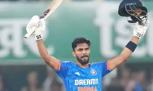 ഗെയ്ക്‍വാദിന് അപൂർവ റെക്കോഡ്; മറികടന്നത് മാർട്ടിൻ ഗുപ്റ്റിലിനെ