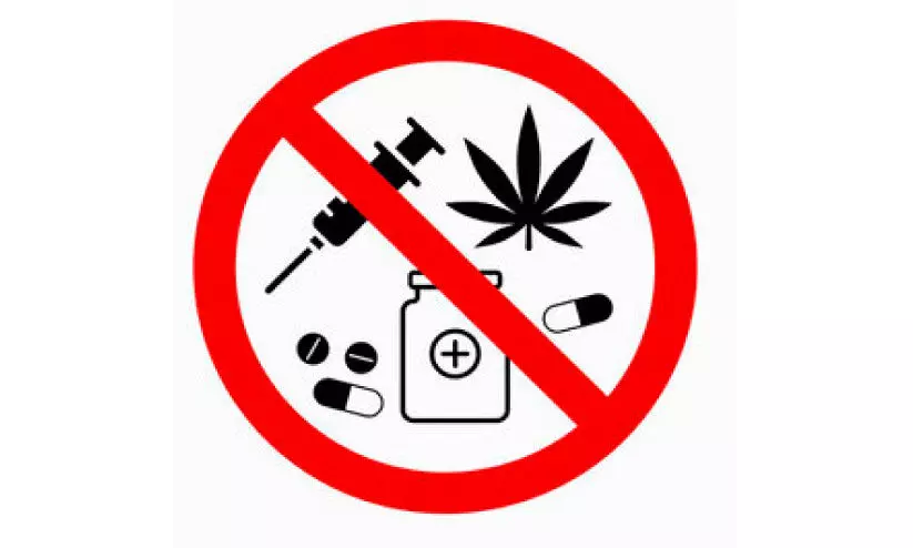 പറവൂരിലെ രാസലഹരി വേട്ട; അന്വേഷണം കൂടുതൽ പേരിലേക്ക് പറവൂരിലെ രാസലഹരി വേട്ട; അന്വേഷണം കൂടുതൽ പേരിലേക്ക്