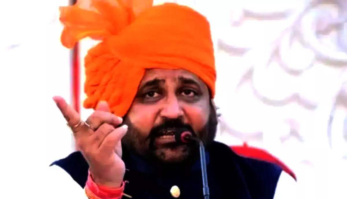 രാജസ്ഥാനിൽ കർണിസേന നേതാവിനെ വെടിവെച്ചുകൊന്നു രാജസ്ഥാനിൽ കർണിസേന നേതാവിനെ വെടിവെച്ചുകൊന്നു