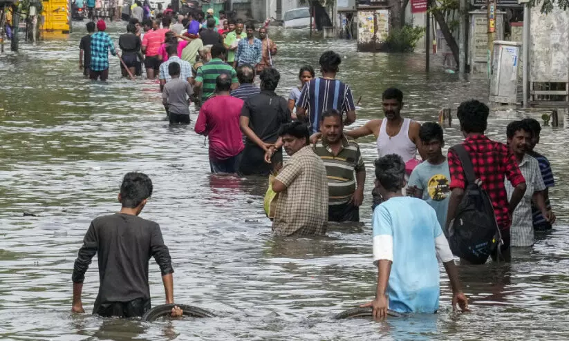 മിഗ്ജോം ആന്ധ്ര തീരം കയറി; ദക്ഷിണ ജില്ലകളിൽ വ്യാപക നാശം മിഗ്ജോം ആന്ധ്ര തീരം കയറി; ദക്ഷിണ ജില്ലകളിൽ വ്യാപക നാശം