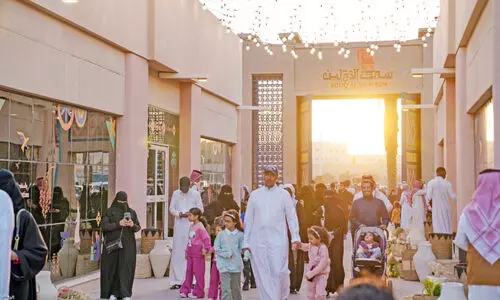 Souq Al Awaline, a historic market open to the season in Riyadh