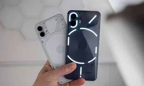 ഒടുവിൽ വില കുറഞ്ഞ ഫോണുമായി നത്തിങ്; ‘ഫോൺ 2എ’ ഈ ആഴ്ചയെത്തും, വിശേഷങ്ങളറിയാം