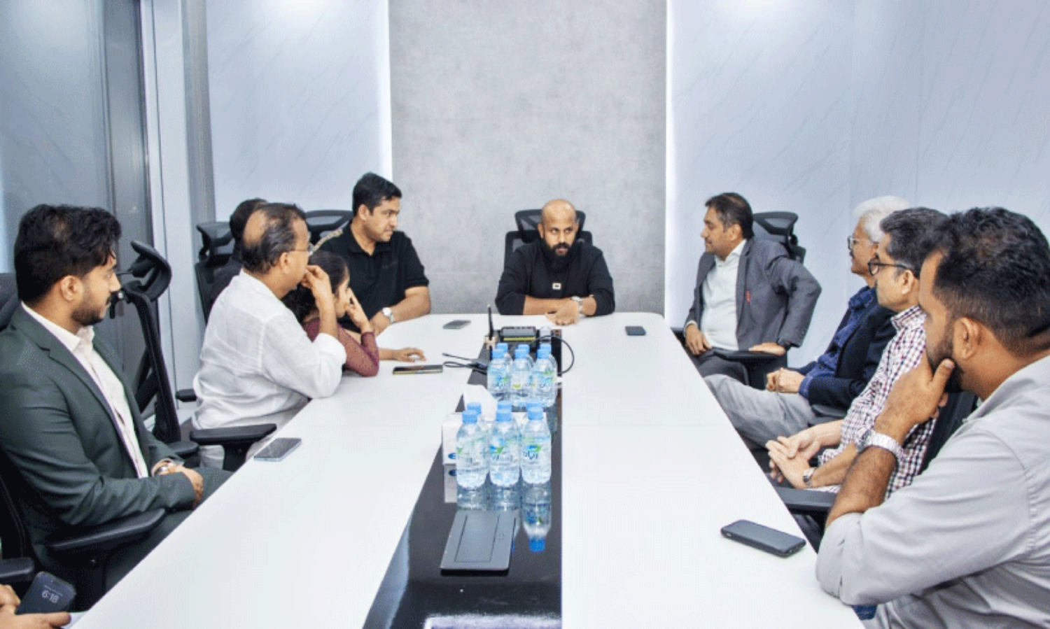 നി​യാ​ർ​കി​ന് പു​ര​സ്കാ​രം; ആ​ഘോ​ഷ​വു​മാ​യി ഖ​ത്ത​ർ ചാ​പ്റ്റ​ർ