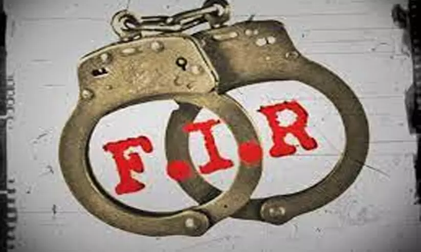 വിദ്യാർഥിസംഘം കാട്ടിൽ കുടുങ്ങിയ സംഭവം: ട്രെയിനർക്കെതിരെ കേസ് വിദ്യാർഥിസംഘം കാട്ടിൽ കുടുങ്ങിയ സംഭവം: ട്രെയിനർക്കെതിരെ കേസ്