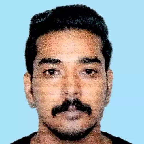 എ​റ​ണാ​കു​ള​ത്ത് വാ​ഹ​നാ​പ​ക​ടം; ചെ​ന്ത്രാ​പ്പി​ന്നി സ്വ​ദേ​ശി മ​രി​ച്ചു