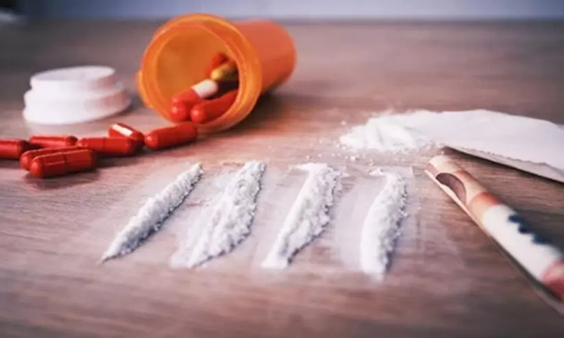 മയക്കുമരുന്നുമായി മൂന്ന് വിദേശികൾ പിടിയിൽ മയക്കുമരുന്നുമായി മൂന്ന് വിദേശികൾ പിടിയിൽ