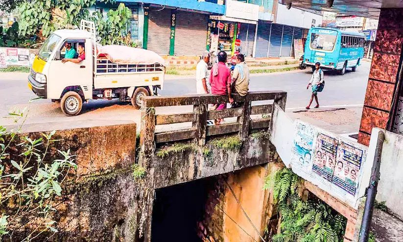 കൊച്ചി - ധനുഷ്കോടി ദേശീയ പാത വികസനം; മൂവാറ്റുപുഴ ടൗൺ ഒഴിവാക്കി കൊച്ചി - ധനുഷ്കോടി ദേശീയ പാത വികസനം; മൂവാറ്റുപുഴ ടൗൺ ഒഴിവാക്കി