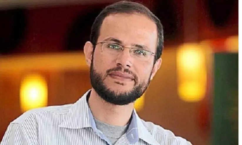 ഫലസ്തീൻ കവി റെഫാത്ത് അൽ അരീർ ഇസ്രായേൽ ആക്രമണത്തിൽ കൊല്ലപ്പെട്ടു; വിടപറഞ്ഞത് യുവതക്ക് ആവേശം പകർന്ന എഴുത്തുകാരൻ ഫലസ്തീൻ കവി റെഫാത്ത് അൽ അരീർ ഇസ്രായേൽ ആക്രമണത്തിൽ കൊല്ലപ്പെട്ടു; വിടപറഞ്ഞത് യുവതക്ക് ആവേശം പകർന്ന എഴുത്തുകാരൻ