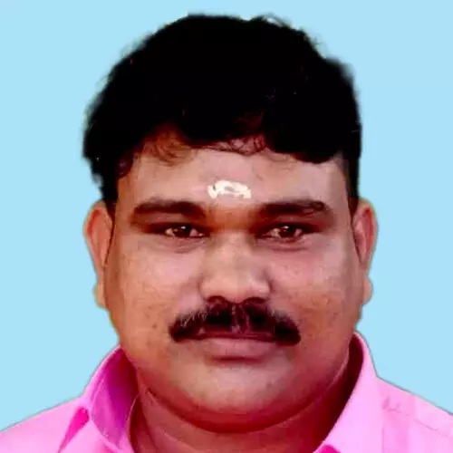 ബ​സ് ഇ​ടി​ച്ച് സ്കൂ​ട്ട​ർ യാ​ത്രി​ക​ൻ മ​രി​ച്ചു