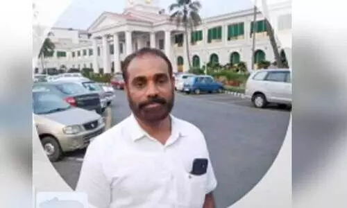 അ​ഷ​റ​ഫ്