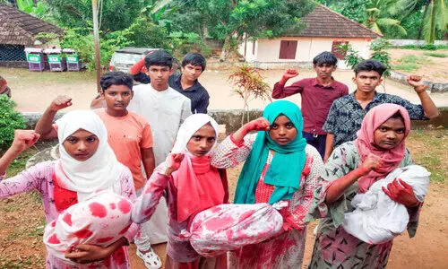 ഫലസ്തീനികളുടെ രക്തസാക്ഷിത്വം വെറുതെയാകില്ലെന്ന് ഓർമിപ്പിച്ച് ഐരവൺ പി.എസ്.വി.പി.എം സ്കൂൾ ഫലസ്തീനികളുടെ രക്തസാക്ഷിത്വം വെറുതെയാകില്ലെന്ന് ഓർമിപ്പിച്ച് ഐരവൺ പി.എസ്.വി.പി.എം സ്കൂൾ