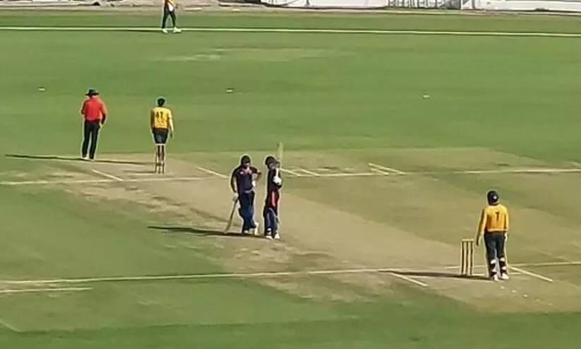 രോഹനും (120) പ്രസാദിനും (144) സെഞ്ച്വറി; മഹാരാഷ്ട്രയെ അടിച്ചുപറത്തി കേരളം; റെക്കോഡ് സ്കോർ