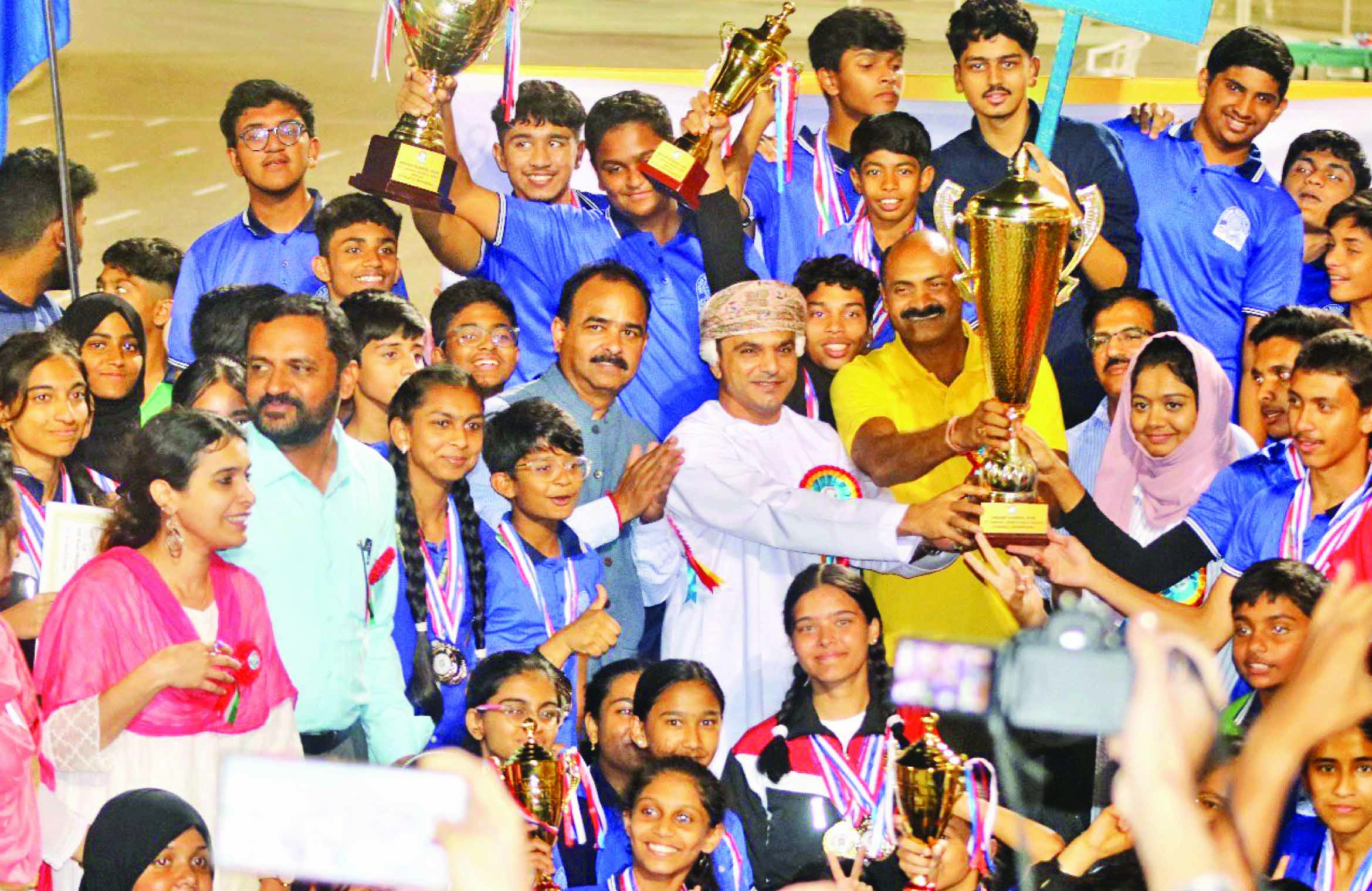 ഇ​​ന്ത്യ​​ൻ സ്‌​​കൂ​​ൾ സൂ​​ർ അ​​ത്​​​ല​​റ്റി​​ക് മീ​​റ്റ്​: ബ്ലൂ ​​ഹൗ​​സ് ജേ​​താ​​ക്ക​​ൾ