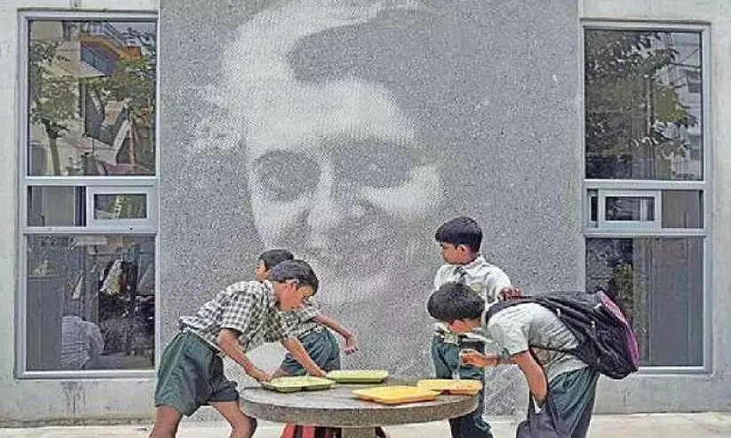 ഇന്ദിര കാന്റീനിൽ ഇനി  റാഗി മുദ്ദെയും ചപ്പാത്തിയും