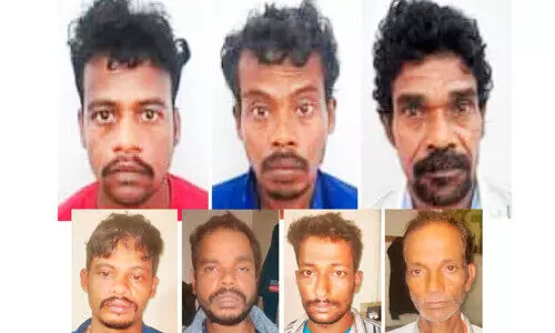 വൻ ലഹരി വേട്ട; 32 കിലോ കഞ്ചാവുമായി ഏഴ് ഒഡിഷ സ്വദേശികൾ അറസ്റ്റിൽ വൻ ലഹരി വേട്ട; 32 കിലോ കഞ്ചാവുമായി ഏഴ് ഒഡിഷ സ്വദേശികൾ അറസ്റ്റിൽ