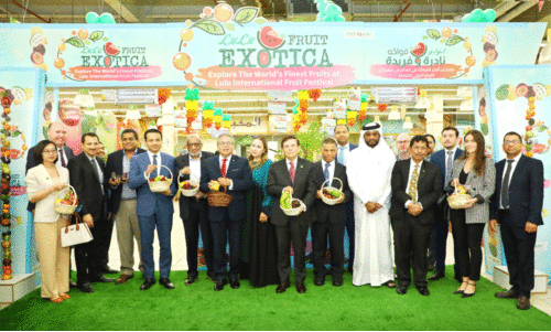 പഴവർഗങ്ങളുടെ വൈവിധ്യവുമായി ലുലുവിൽ ഫ്രൂട്ട് ഫെസ്റ്റിവൽ