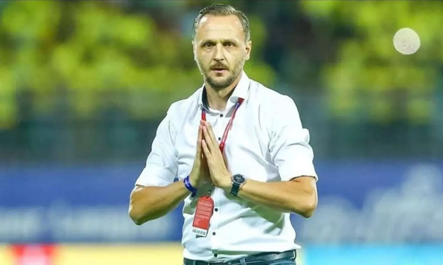 ബ്ലാസ്റ്റേഴ്സിന് തിരിച്ചടി; പരിശീലകൻ വുക്കൊമനോവിച്ചിന് വീണ്ടും വിലക്ക്