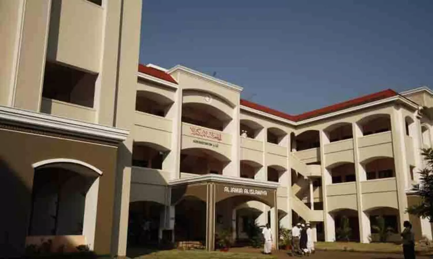 Preparations for Al Jamias graduation ceremony