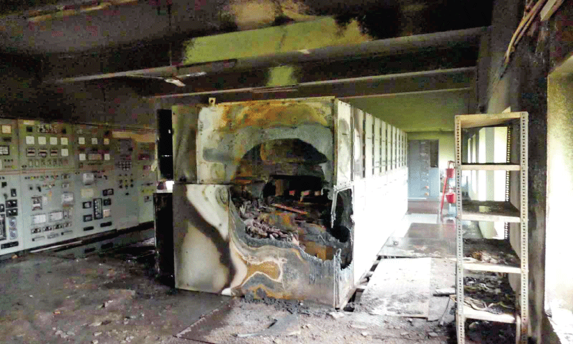 മറ്റത്തൂർ കുന്നിലെ കെ.എസ്.ഇ.ബി സബ് സ്റ്റേഷനിൽ പൊട്ടിത്തെറി മറ്റത്തൂർ കുന്നിലെ കെ.എസ്.ഇ.ബി സബ് സ്റ്റേഷനിൽ പൊട്ടിത്തെറി