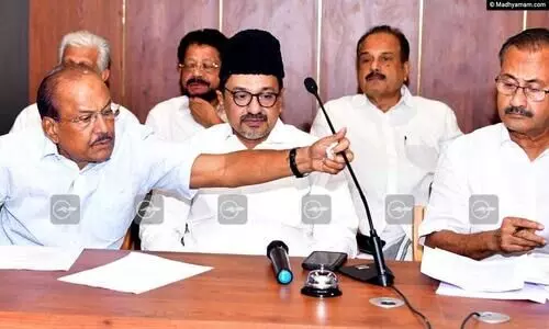 മുസ്‌ലിം ലീഗ് സ്ഥാനാർഥി പ്രഖ്യാപനം: പാണക്കാട്ട് അനൗപചാരിക ചർച്ച