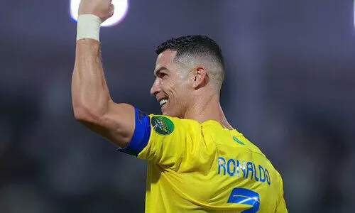 കടിഞ്ഞാണില്ലാതെ ക്രിസ്റ്റ്യാനോ; ഈ വർഷം അടിച്ചുകൂട്ടിയത് 50 ഗോൾ കടിഞ്ഞാണില്ലാതെ ക്രിസ്റ്റ്യാനോ; ഈ വർഷം അടിച്ചുകൂട്ടിയത് 50 ഗോൾ