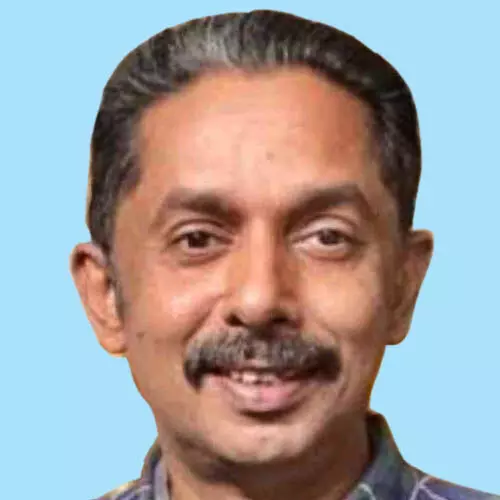 ബം​ഗ​ളൂ​രു​വി​ൽ നി​ര്യാ​ത​നാ​യി