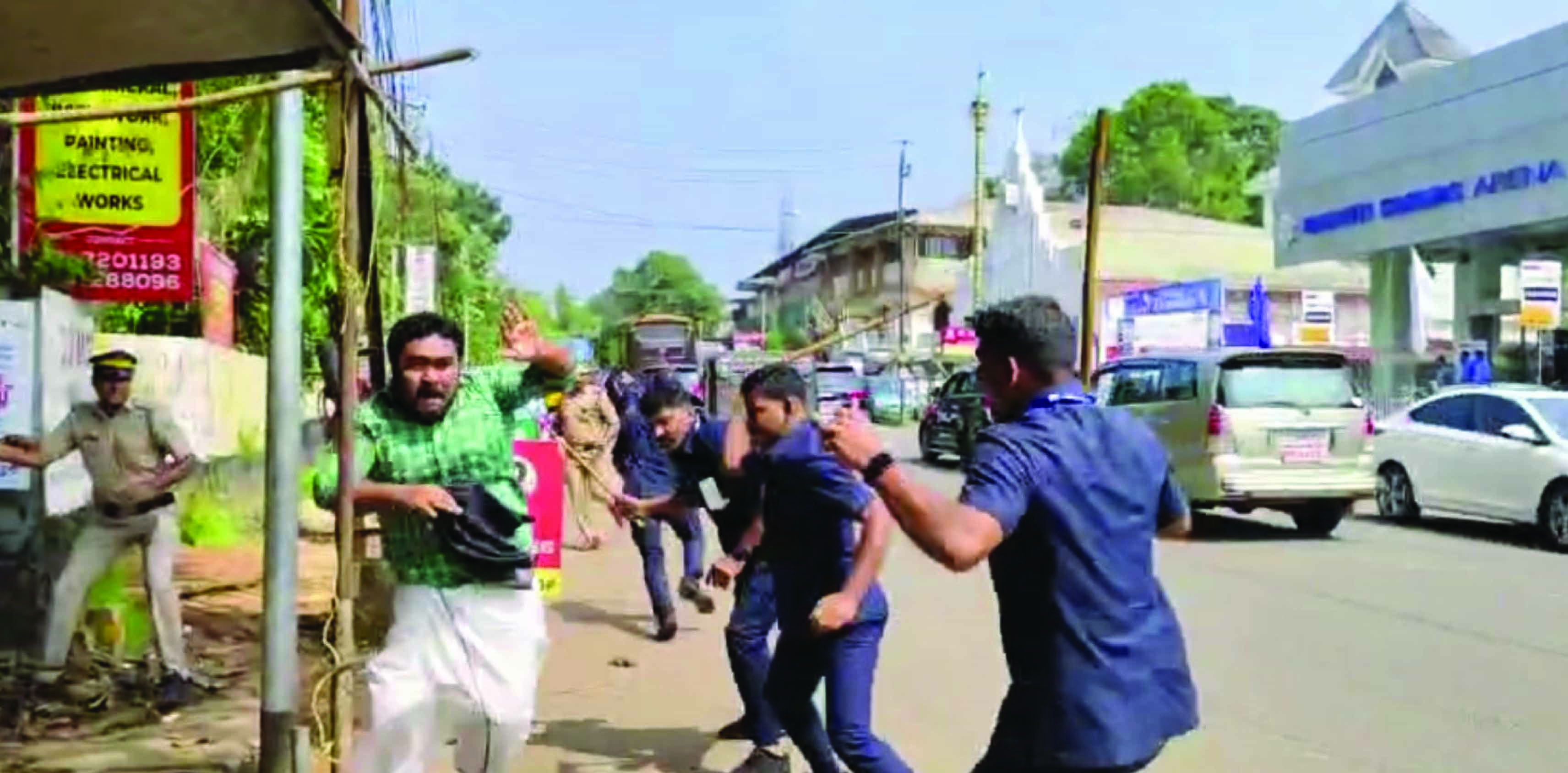 കോട്ടയത്ത്​ മുഖ്യമന്ത്രിക്ക്​ കരി​ങ്കൊടി