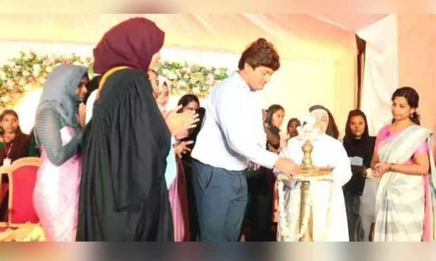 തോ​ൽ​വി​യി​ൽ നി​ന്നു​ള്ള ഉ​യ​ർ​ത്തെ​ഴു​ന്നേ​ൽ​പ്പാ​ണ് യ​ഥാ​ർ​ഥ വി​ജ​യം - തൃശ്ശൂർ ക​ല​ക്ട​ർ