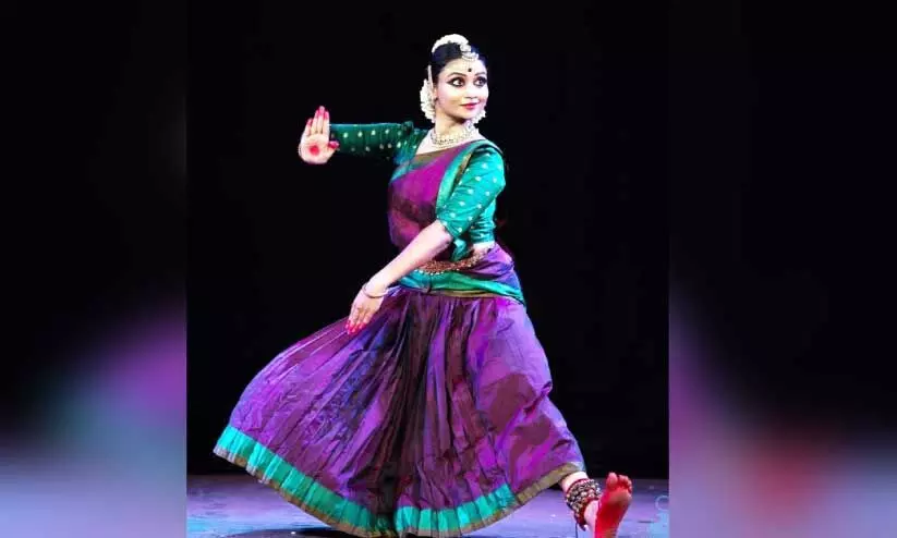 യു​വ​പ്ര​തി​ഭ​ക​ള്‍ക്കാ​യി ന​വ്യം യൗ​വ​ന​ത്തി​ന്‍ ക​ലൈ​യാ​ട്ടം