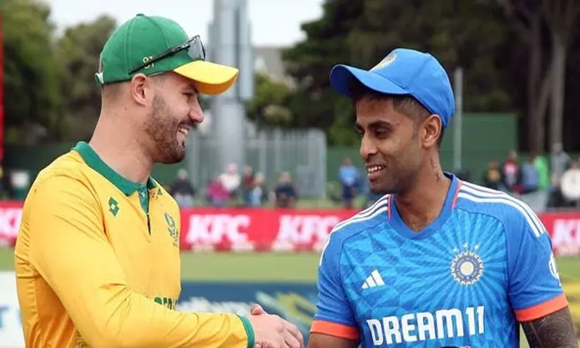 മൂന്നാം ട്വന്റി20: ടോസ് നേടിയ ദക്ഷിണാഫ്രിക്ക ഇന്ത്യയെ ബാറ്റിങ്ങിനയച്ചു മൂന്നാം ട്വന്റി20: ടോസ് നേടിയ ദക്ഷിണാഫ്രിക്ക ഇന്ത്യയെ ബാറ്റിങ്ങിനയച്ചു