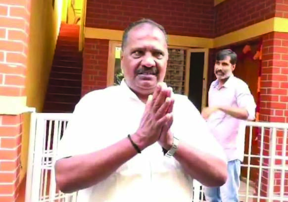 എന്റെ മകൻ തെറ്റുകാരനെങ്കിൽ തൂക്കിക്കൊന്നോളൂ...