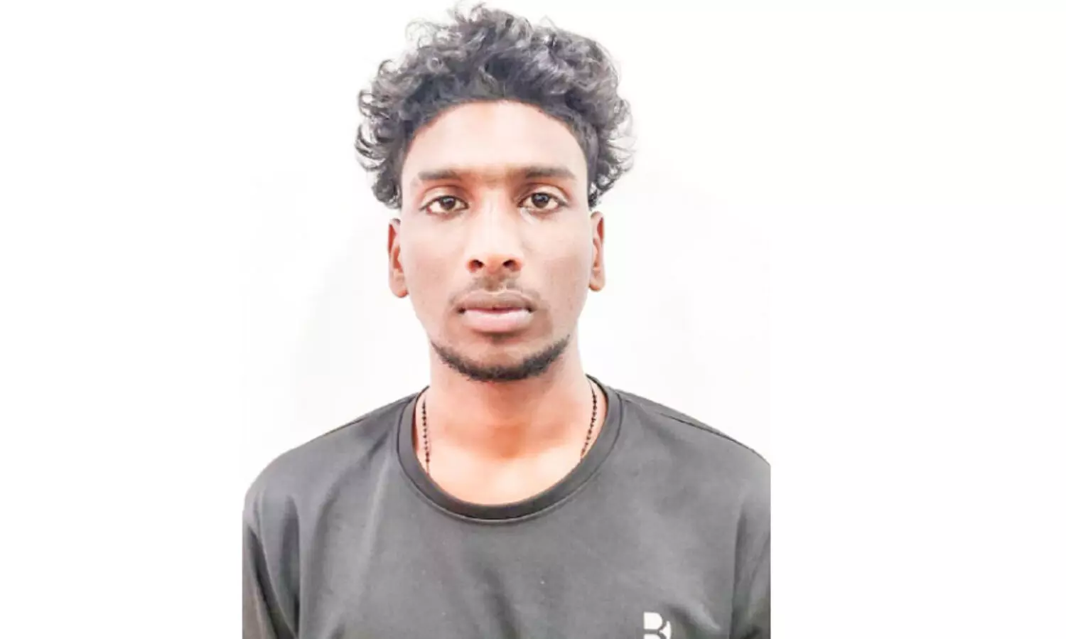 പോ​ക്സോ കേ​സി​ൽ യു​വാ​വ് അ​റ​സ്റ്റി​ൽ