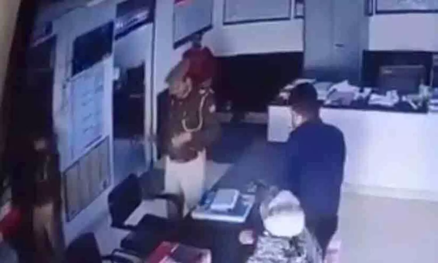 Umrah aspirant ‘accidentally’ shot in the head by UP cop dies