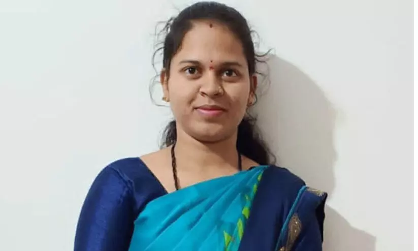 ബി‌.​എം‌.​ടി‌.​സി ബ​സ് സ്കൂ​ട്ട​റി​ലി​ടി​ച്ച് യു​വ​തി മ​രി​ച്ചു