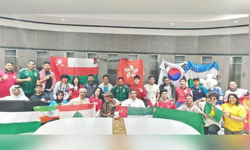 ഏഷ്യൻ കപ്പിന്റെ വിവിധ രാജ്യങ്ങളിൽനിന്നുള്ള ഫാൻ ലീഡർ സംഘം ഏഷ്യൻ കപ്പിന്റെ വിവിധ രാജ്യങ്ങളിൽനിന്നുള്ള ഫാൻ ലീഡർ സംഘം