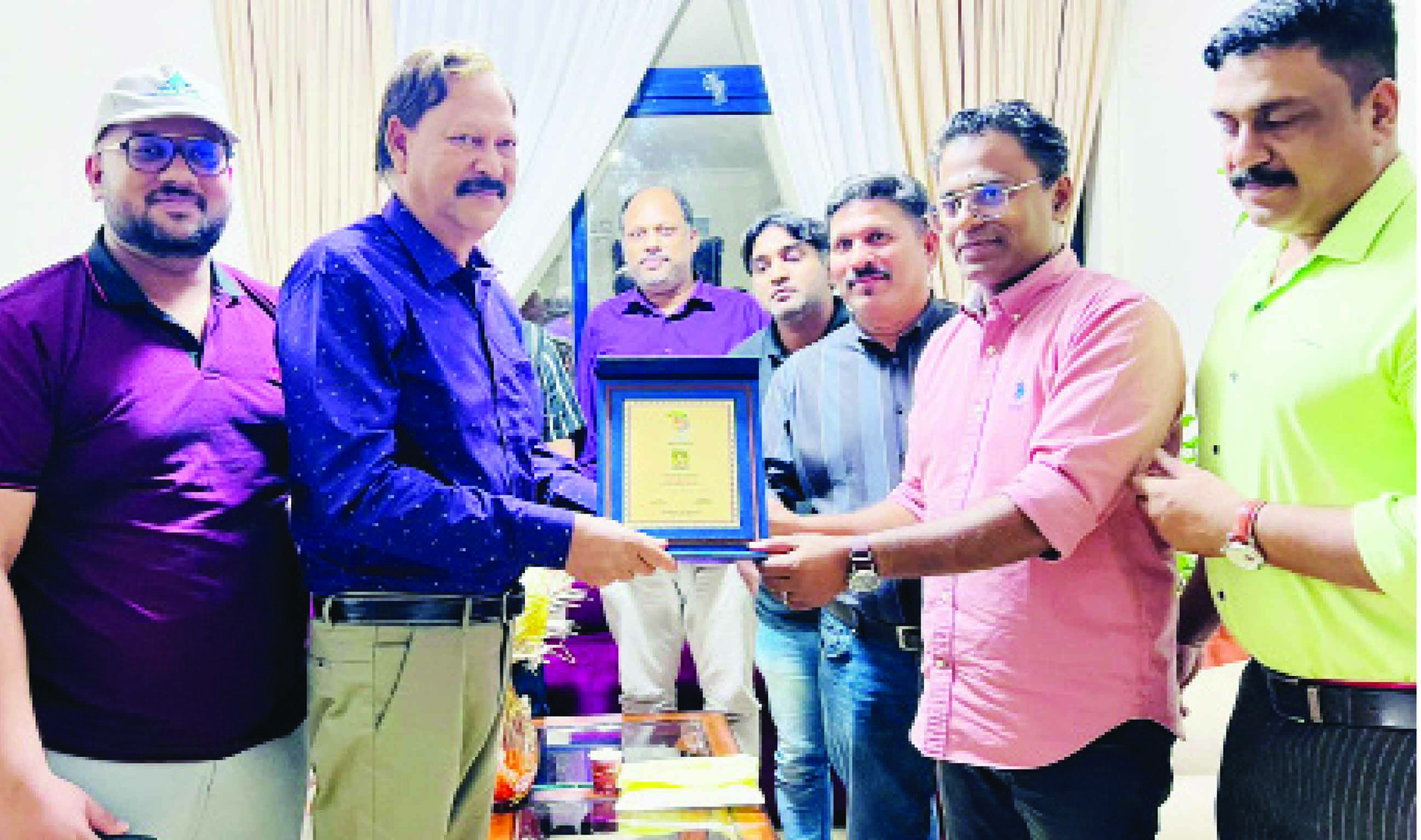 ‘ന​മ്മ​ൾ ചാ​വ​ക്കാ​ട്ടു​കാ​ർ ഒ​രാ​ഗോ​ള സൗ​ഹൃ​ദ കൂ​ട്ട്’ ലേ​ഡീ​സ് വി​ങ് രൂ​പ​വ​ത്ക​രി​ച്ചു