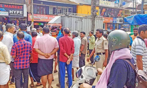 കെ​ട്ടി​ട നി​ർ​മാ​ണം