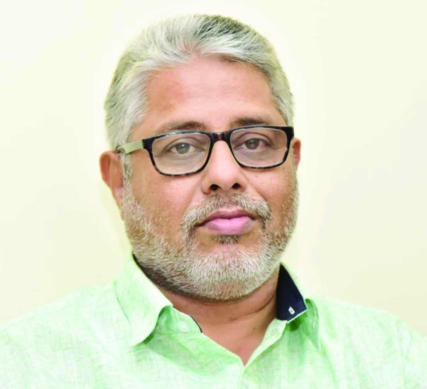 നാലു പതിറ്റാണ്ടിന്‍റെ പ്രവാസോർമകൾ: മുസ്തഫ മുട്ടുങ്ങൽ മടങ്ങുന്നു