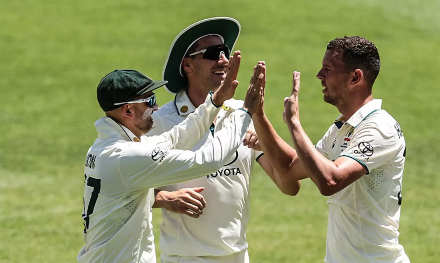 പെർത്തിൽ നാണംകെട്ട് പാകിസ്താൻ; ഓസീസിന് 360 റൺസിന്റെ കൂറ്റൻ വിജയം