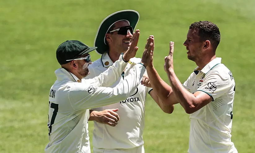 പെർത്തിൽ നാണംകെട്ട് പാകിസ്താൻ; ഓസീസിന് 360 റൺസിന്റെ കൂറ്റൻ വിജയം പെർത്തിൽ നാണംകെട്ട് പാകിസ്താൻ; ഓസീസിന് 360 റൺസിന്റെ കൂറ്റൻ വിജയം