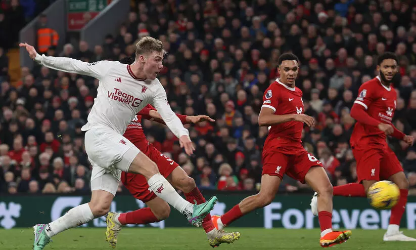 ആൻഫീൽഡിൽ ലിവർപൂളിനെ സമനിലയിൽ തളച്ച് മാഞ്ചസ്റ്റർ യുണൈറ്റഡ് ആൻഫീൽഡിൽ ലിവർപൂളിനെ സമനിലയിൽ തളച്ച് മാഞ്ചസ്റ്റർ യുണൈറ്റഡ്