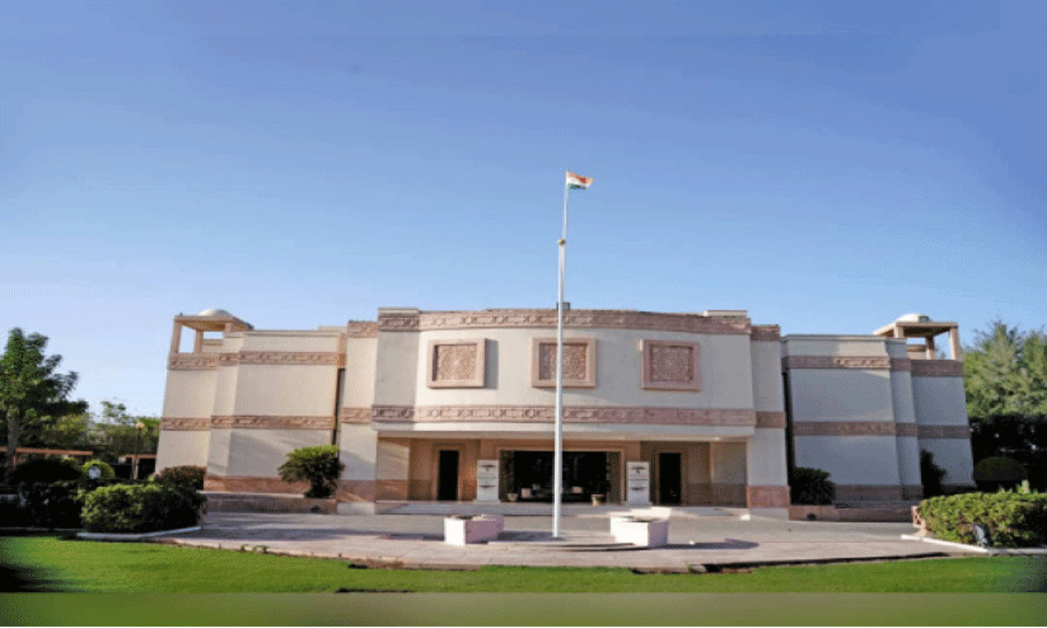 സ​ലാ​ല​യി​ൽ ഇ​ന്ത്യ​ൻ എം​ബ​സി കോ​ൺ​സു​ലാ​ർ ക്യാ​മ്പ്​ 22ന്