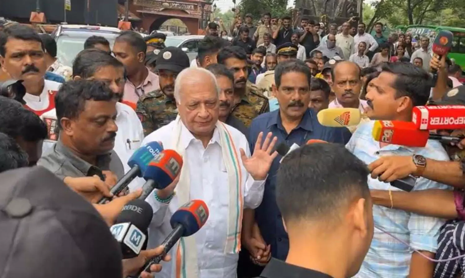 arif muhammed khan 98786