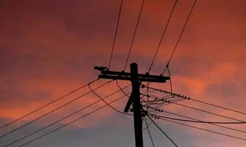 കാട്ടാക്കടയിലും പൂവച്ചലിലും വൈദ്യുതിമുടക്കം പതിവ്