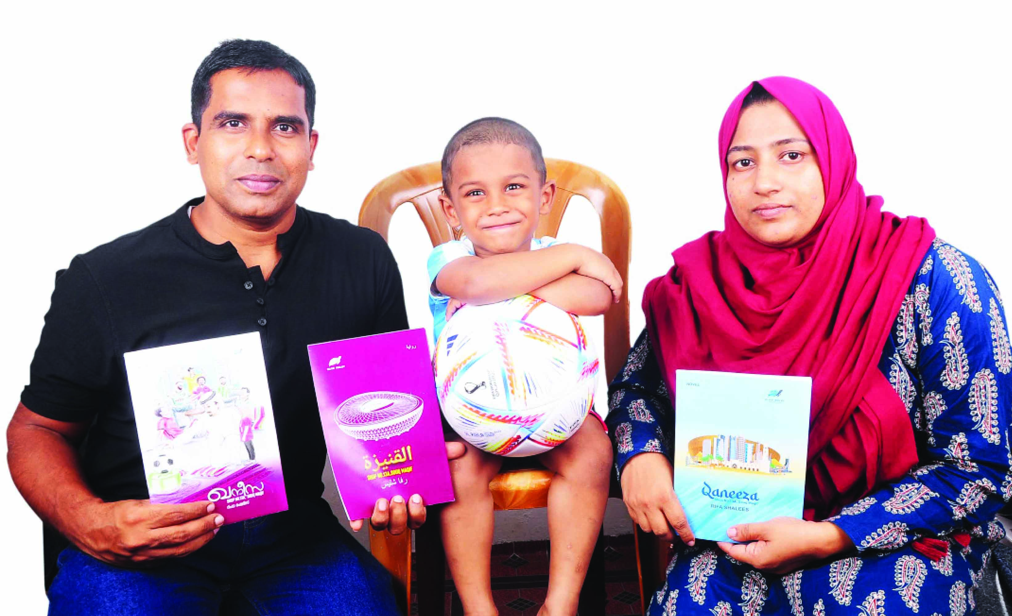 ഖ​ത്ത​ർ ലോ​ക​ക​പ്പ് പ​ശ്ചാ​ത്ത​ല​ത്തി​ൽ നോ​വ​ലെ​ഴു​തി സ്കൂ​ൾ അ​ധ്യാ​പ​ക​ൻ